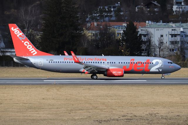 Boeing 737-800 (G-JZBA)