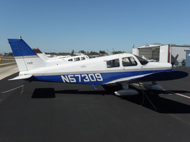 Piper Cherokee (N57309)