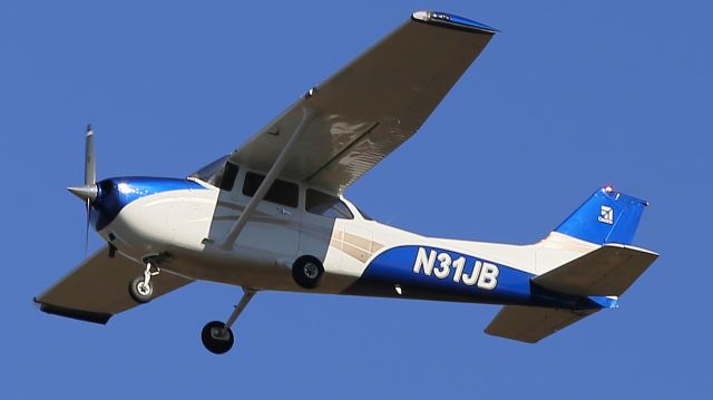 Cessna Skyhawk (N31JB)