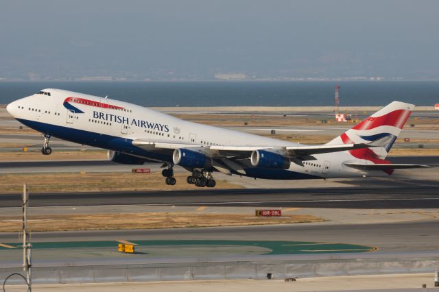 Boeing 747-400 (G-CIVY)