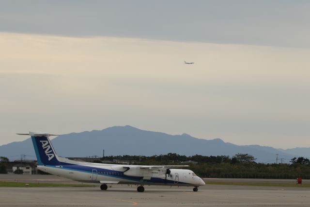 de Havilland Dash 8-400 (JA852A) - 01 October 2015: CTS-HKD.