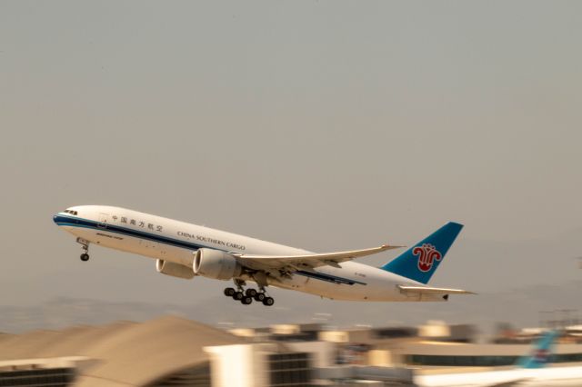 B-2026 — - CZ478 taking off LAX to GUANGZHOU, CHINA