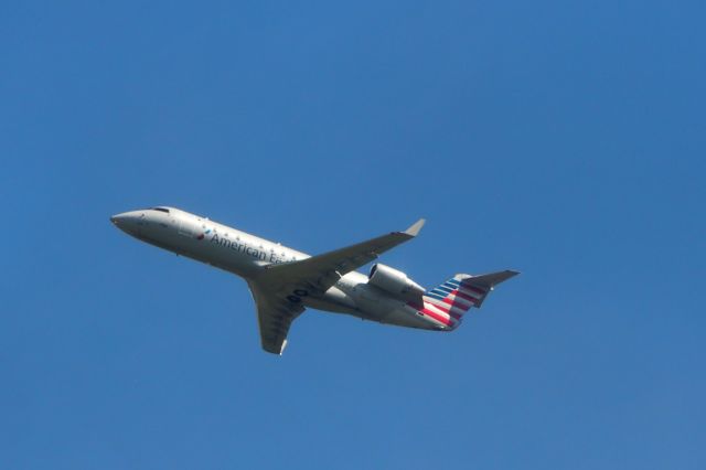 Canadair Regional Jet CRJ-200 (N250PS)