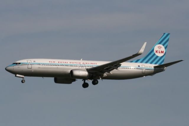 Boeing 737-700 (PH-BXA)
