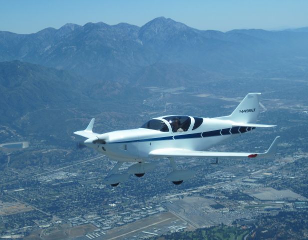 STODDARD-HAMILTON Glasair (N499LT) - Overflying KPOC and LA County Fairgrounds