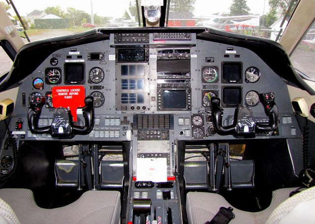 Pilatus PC-12 (C-GRDC) - PC-12 Tableau de bord dun Pilatus 2e génératon (1998).