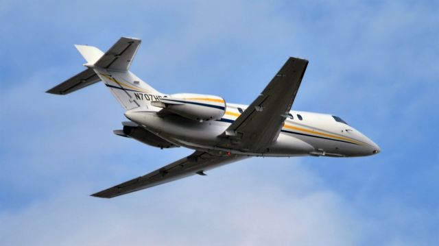 Hawker 800 (N707HD)