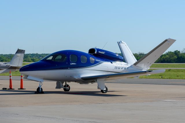 Cirrus Vision SF50 (N89JT)