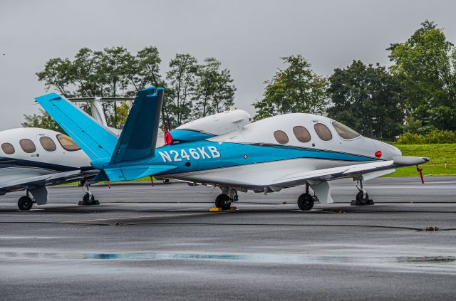 Cirrus Vision SF50 (N46KB)