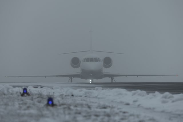 Dassault Falcon 2000 (CS-DLG)