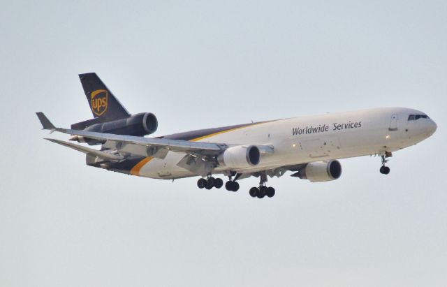 Boeing MD-11 (N259UP) - MD-11F UPS from Louisville to O'Hare 4-16-2026
