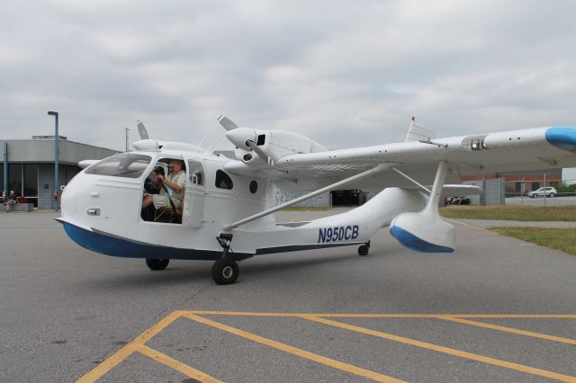 Beechcraft Baron (58) (N950CB) - This is NOT a Beech. STOL UC-1