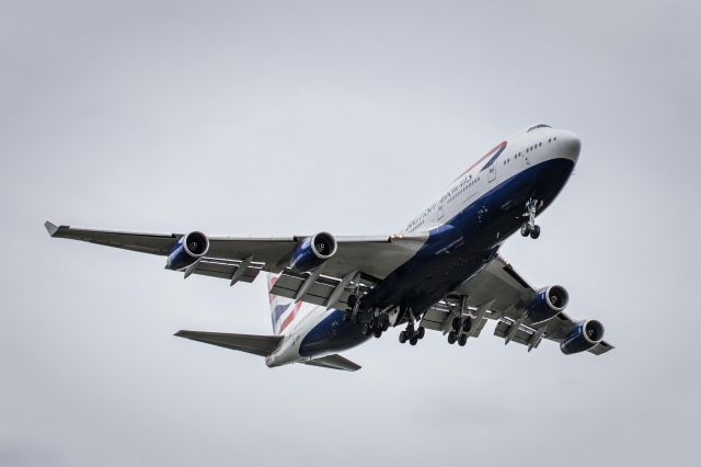 Boeing 747-400 (G-BYGA)