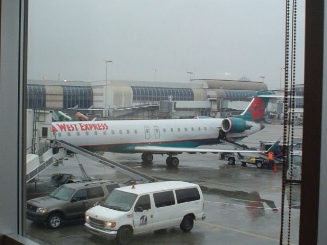 Canadair Regional Jet CRJ-900 — - Taken Fall 2006.