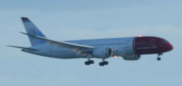 Boeing 787-8 —