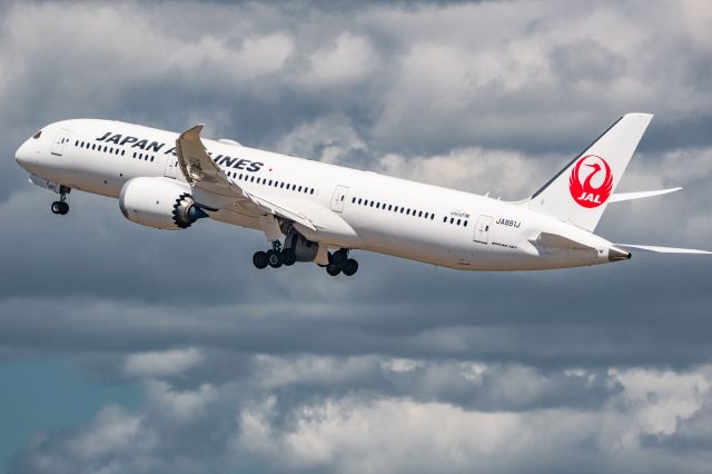 Boeing 787-9 Dreamliner (N881JB)