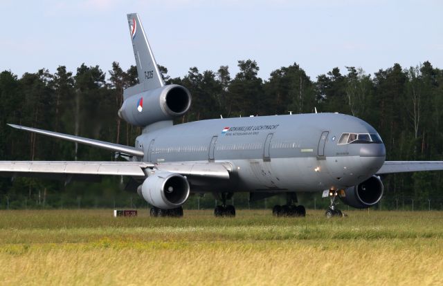 McDonnell Douglas DC-10 (T235)