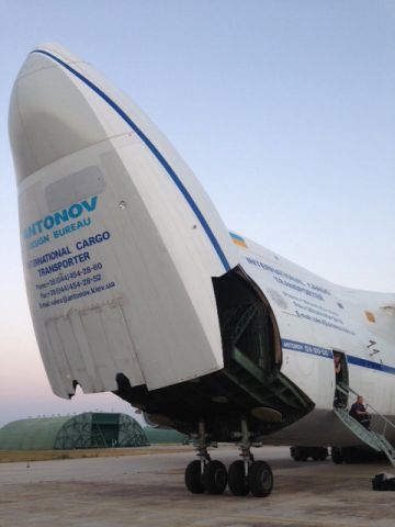 Antonov An-124 Ruslan (UR-82027)