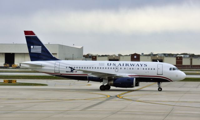 Airbus A319 (N802AW) - US Airways Airbus A319-132 N802AW in Detroit 