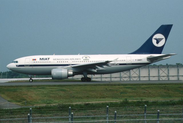 Airbus A310 (F-OHPT) - Taxing at Narita Intl Airport on 2003/08/06