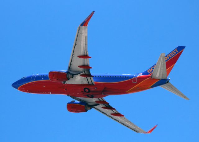 Boeing 737-700 (N267WN) - Departure off 30L, to KBUR 05-16-2016