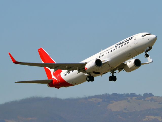 Boeing 737-800 (VH-VZV) - Getting airborne off runway 23. Thursday 14th April 2012.