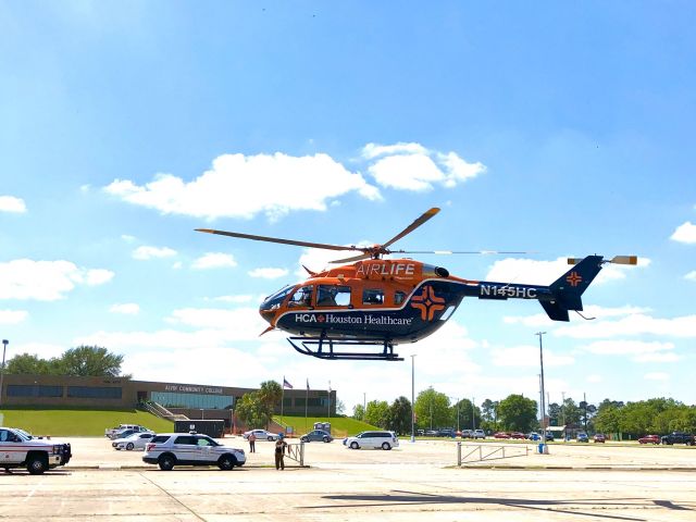 KAWASAKI EC-145 (N145HC)