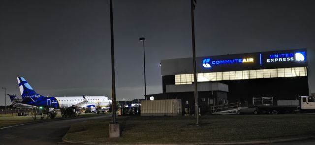 Embraer 170/175 (N780NC) - Parked outside out MX hangar in IAH.