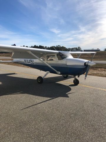 Cessna Skyhawk (N1449U)