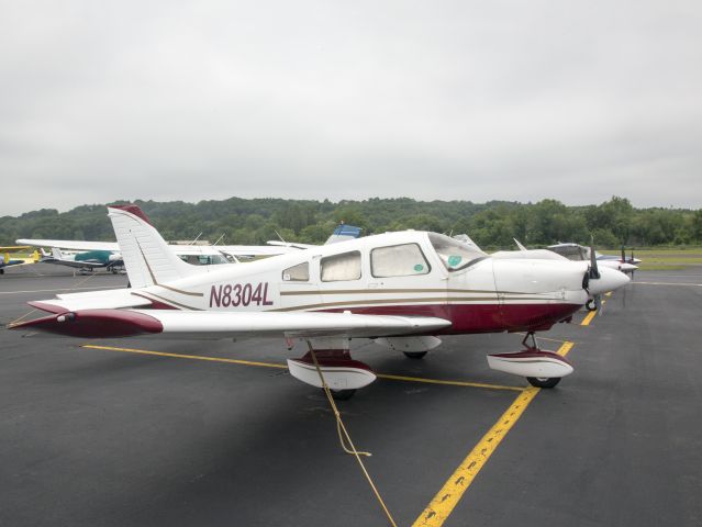 Piper Cherokee (N8304L)