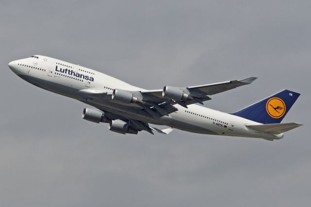 Boeing 747-400 (D-ABTK)