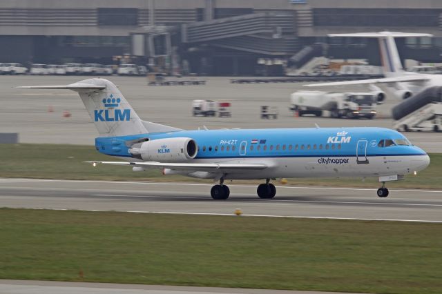 Fokker 70 (PH-KZT)