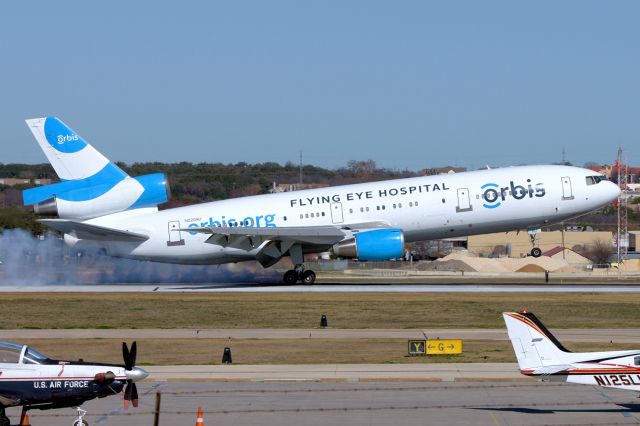 McDonnell Douglas DC-10 (N220AU) - 12R arrival.