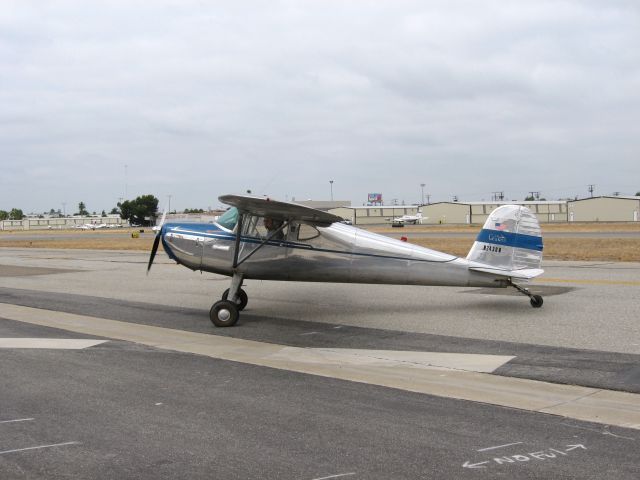 Cessna 140 (N2430N) - Cessna 140 taxiing at Fullerton