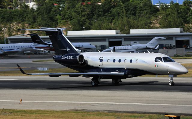 Embraer Legacy 550 (XA-COS)