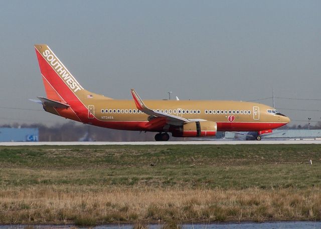 Boeing 737-700 (N734SA)