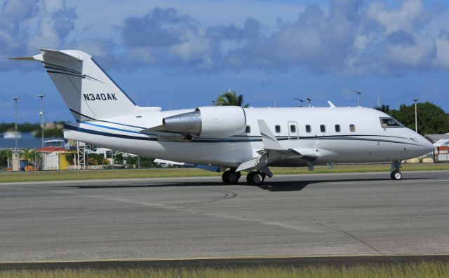 Canadair Challenger (N340AK)