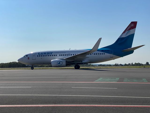 Boeing 737-700 (LX-LBT) - AFTER LANDING. 14-AUG-2021.