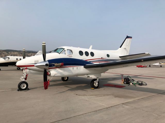 Beechcraft King Air 90 (N6190S)