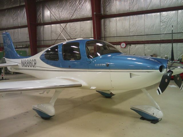 Cirrus SR-22 (N886CP)