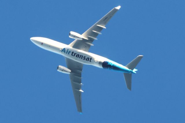 Airbus A330-300 (C-GTSJ) - C-GTSJ Airbus A-330 243 Air Transat TS250 De Montreal YUL  vers Paris CDG Altitude 9210 Mètres Vitesse 652 Km/H Survolant le fleuve St-Laurent QC. à Lavaltrie le30-06-2024 à 19:39