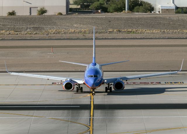 Boeing 737-700 (N247WN)