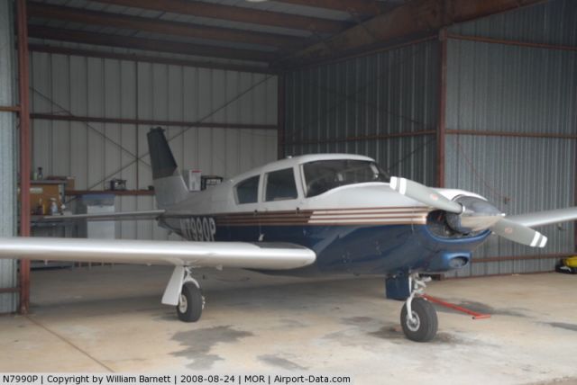 Piper PA-24 Comanche (N7990P)