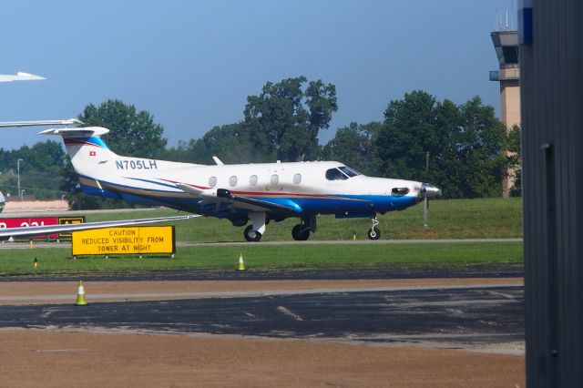 Pilatus PC-12 (N705LH)