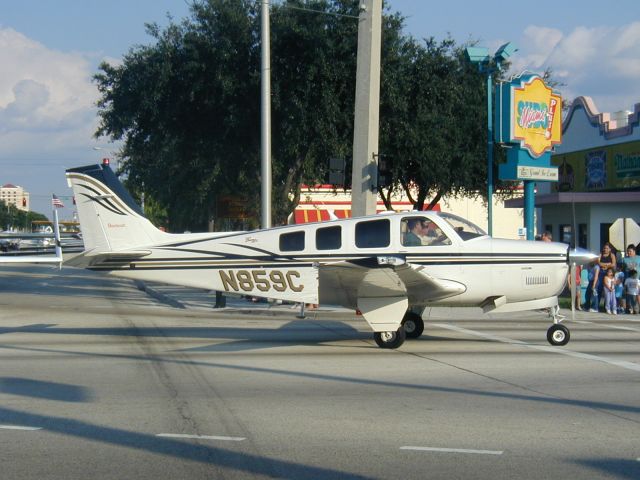 Beechcraft 35 Bonanza (N859C)