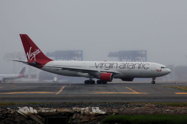 Airbus A330-200 (G-VMNK)