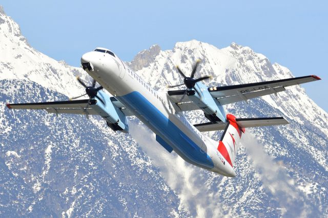 de Havilland Dash 8-400 (OE-LGA)