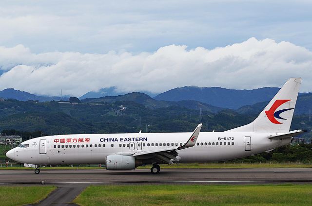 Boeing 737-800 (B-5472) - I took this picture on Sep 27, 2018.br /MU2019/27Sep