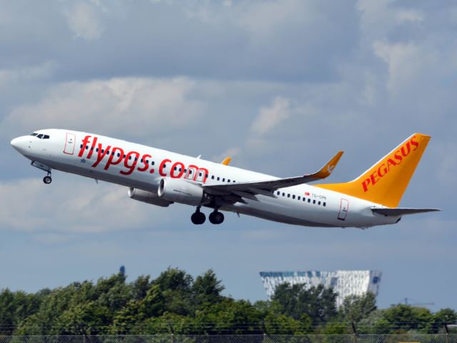 Boeing 737-800 (TC-CPK)