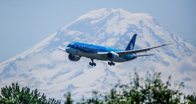 Boeing 787-9 Dreamliner (F-OTOA) - CDG-SEA   5-12-2024